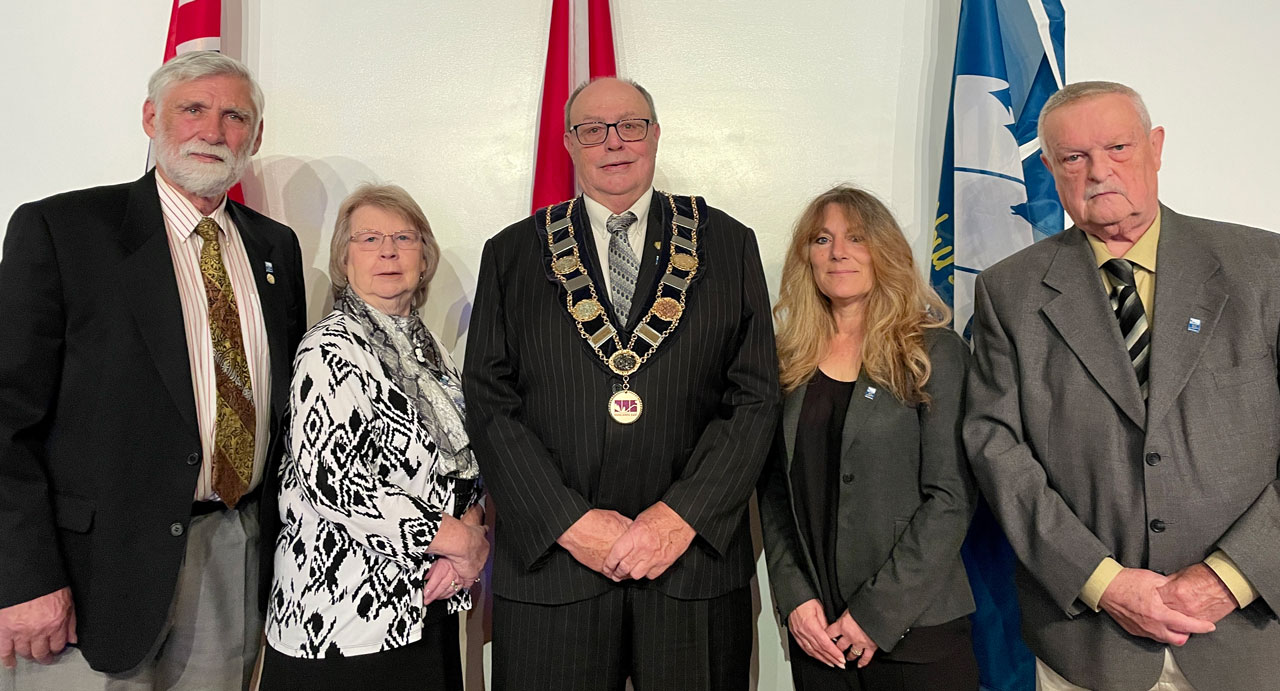 Members of council for the 2022 term from right to left are Cec Ryall, Ruth Strong, Dave Burton, Angela Lewis, Cam McKenzie